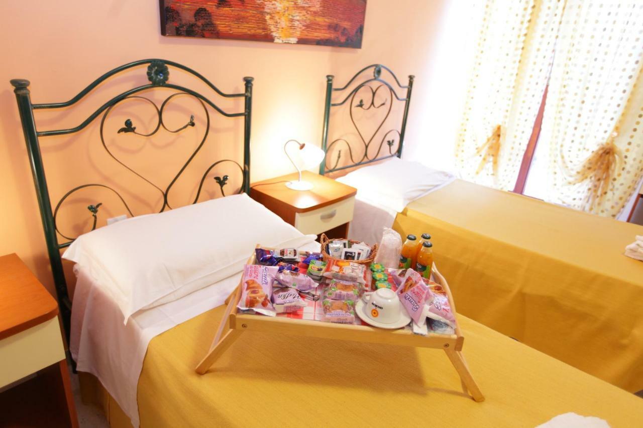 L'Attico Affittacamere B&B Catanzaro Dış mekan fotoğraf